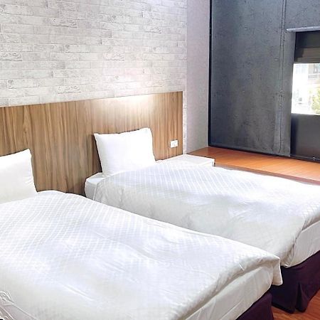 Lan Yin Tie Dao Hotel Tainan Exteriör bild