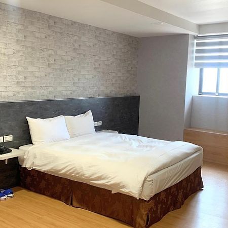 Lan Yin Tie Dao Hotel Tainan Exteriör bild