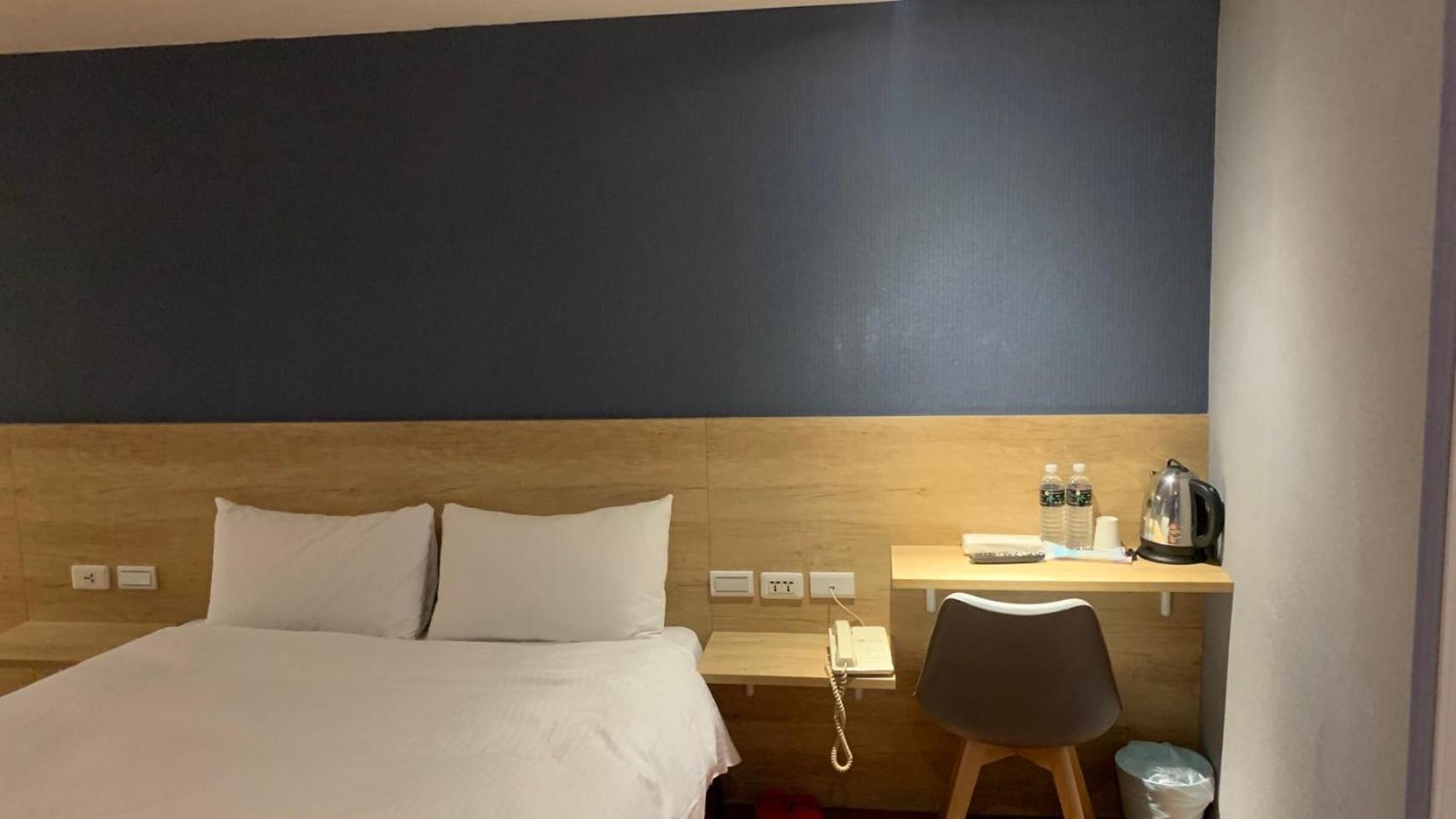 Lan Yin Tie Dao Hotel Tainan Exteriör bild