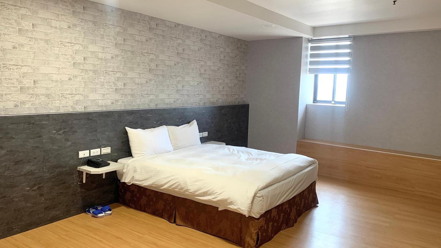 Lan Yin Tie Dao Hotel Tainan Exteriör bild