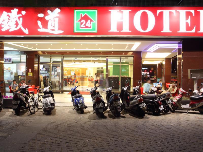 Lan Yin Tie Dao Hotel Tainan Exteriör bild