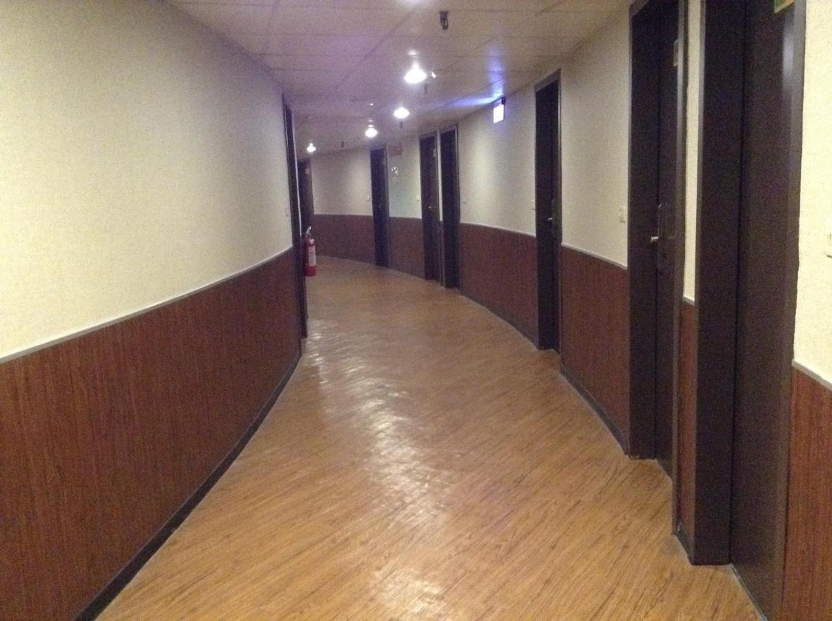 Lan Yin Tie Dao Hotel Tainan Exteriör bild